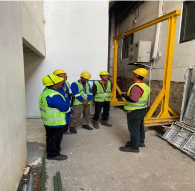 PT PHILIPS - Image 2